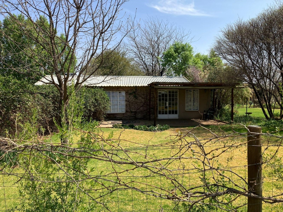 10 Bedroom Property for Sale in Bainsvlei Free State